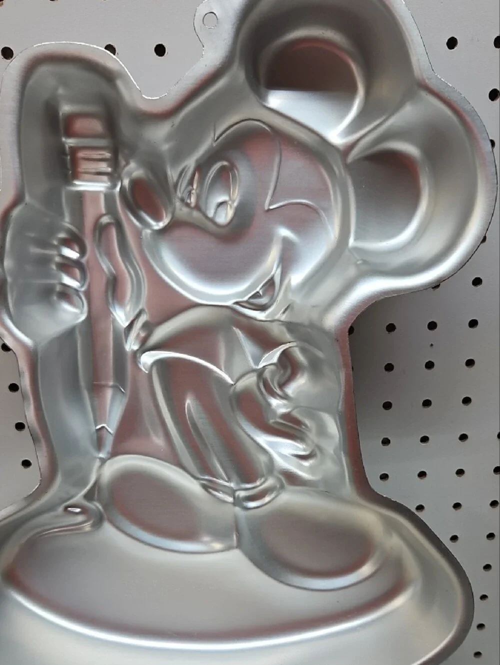 Wilton Mickey Mouse with Pencil Aluminum Cake Pan – 1983 - #502-2987